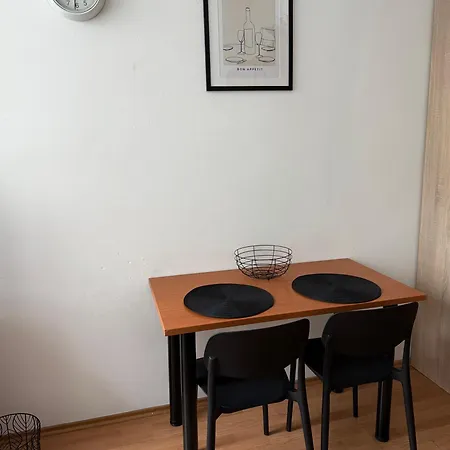 V Centre Dubnice Nad Váhom *